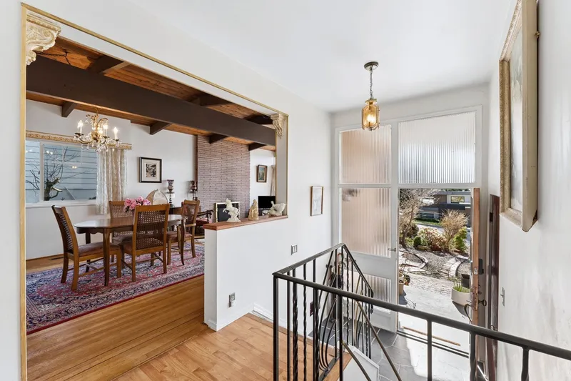 922 CANYON BOULEVARD - photo 2 of 25