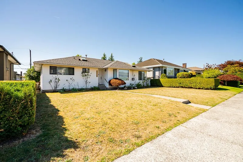 6546 DUNNEDIN STREET - photo 3 of 25