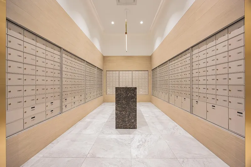 3307 6468 WILLINGDON AVENUE - photo 4 of 25