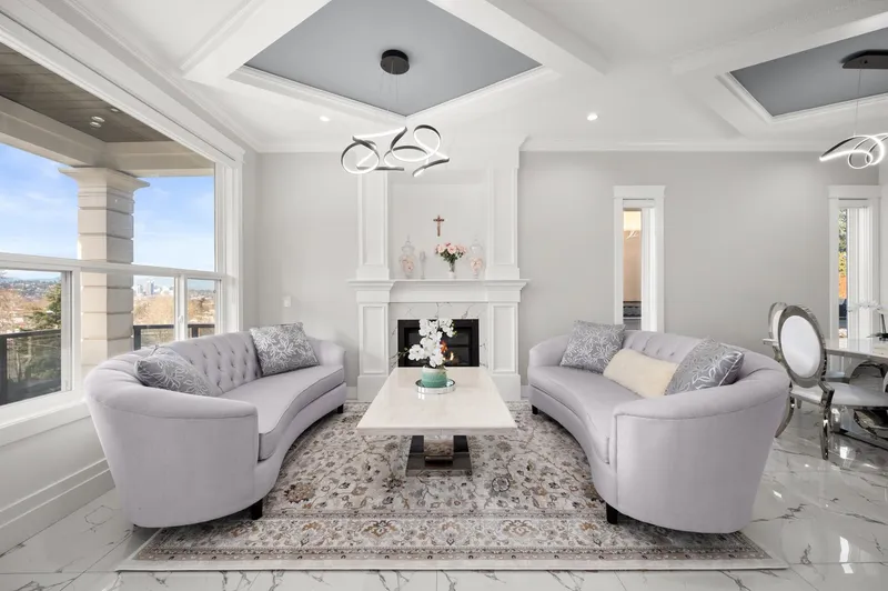 11060 129 STREET - photo 2 of 25