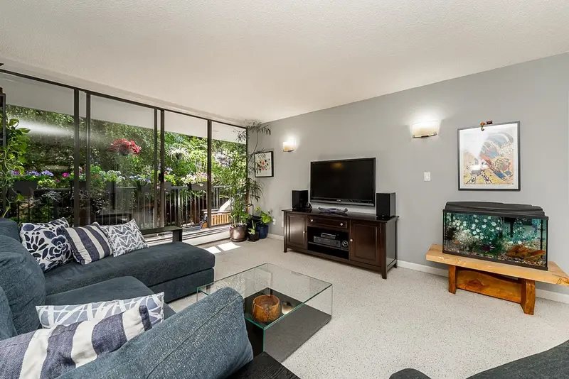 203 9320 PARKSVILLE DRIVE - photo 1 of 25