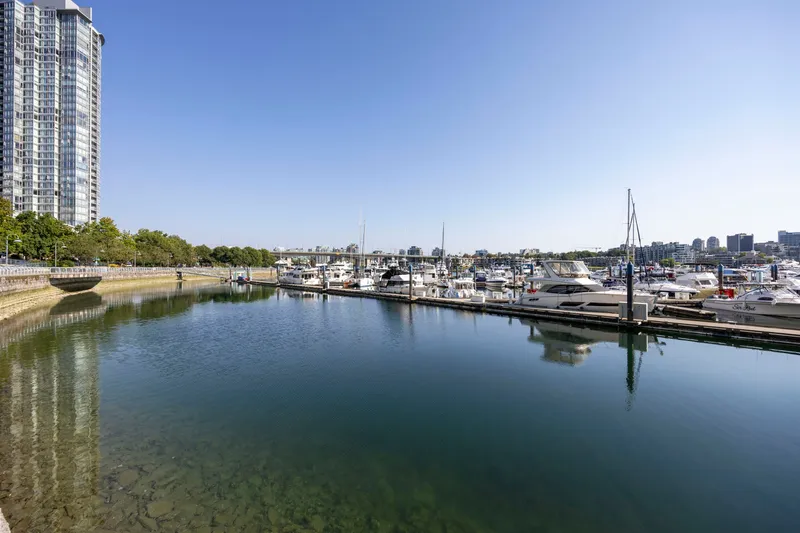 2907 198 AQUARIUS MEWS - photo 4 of 25