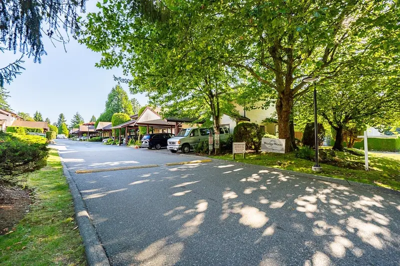 69 13880 74 AVENUE - photo 2 of 21