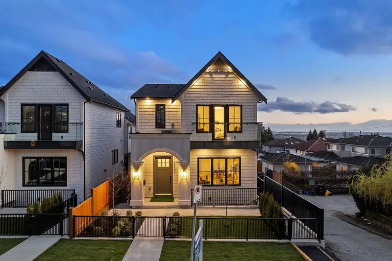 1 4432 IRMIN STREET - photo 1 of 25