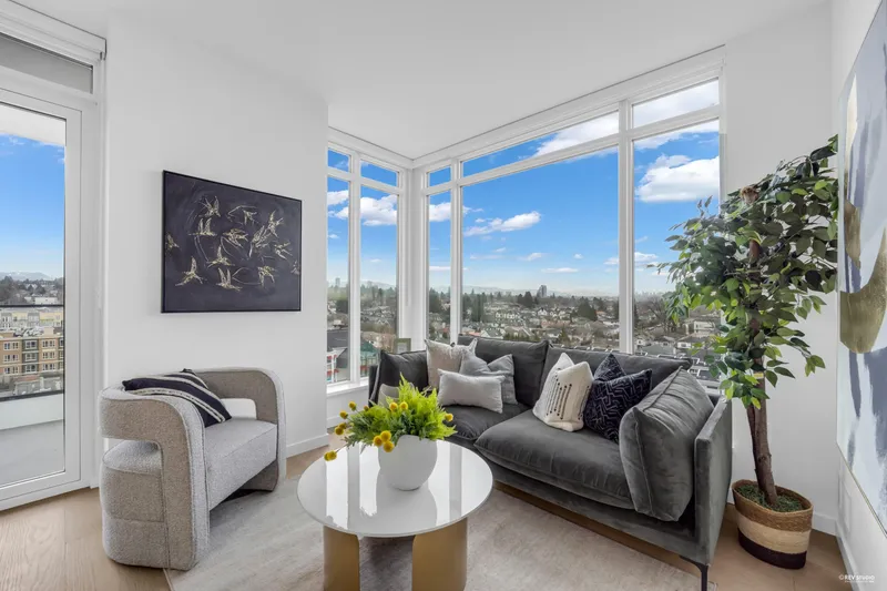 702 8415 GRANVILLE STREET - photo 2 of 20