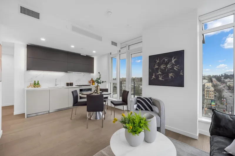 702 8415 GRANVILLE STREET - photo 3 of 20