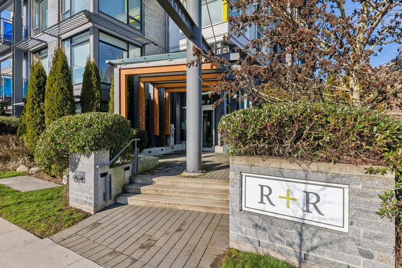 510 3289 RIVERWALK AVENUE - photo 3 of 25