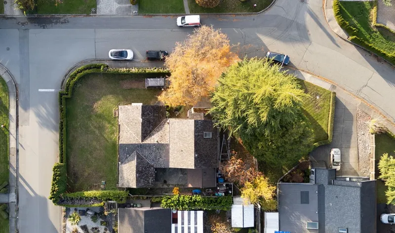 11760 SEALORD ROAD - photo 2 of 25