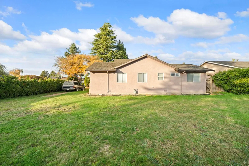 11760 SEALORD ROAD - photo 4 of 25