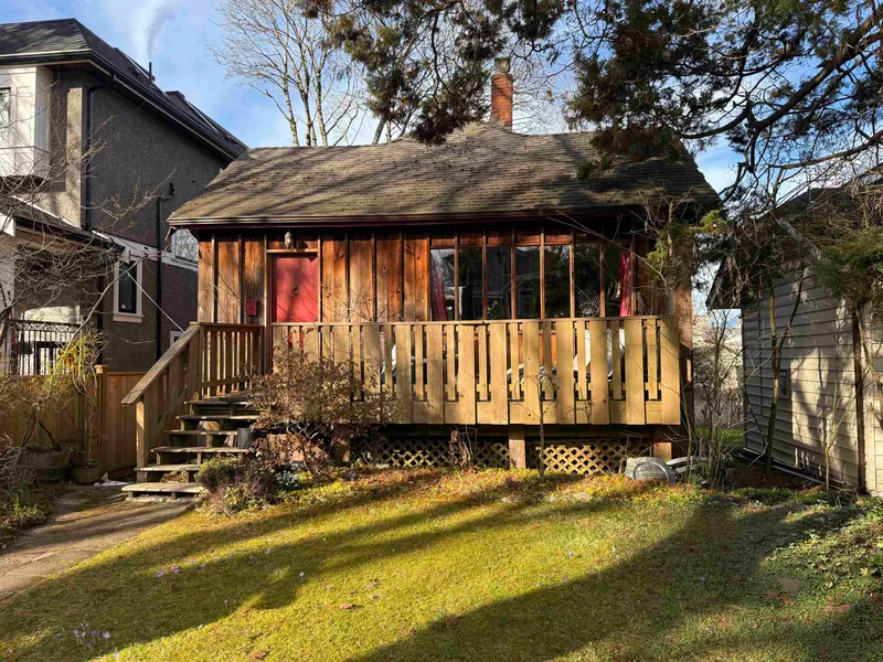 3813 W 15TH AVENUE - photo 1 of 20