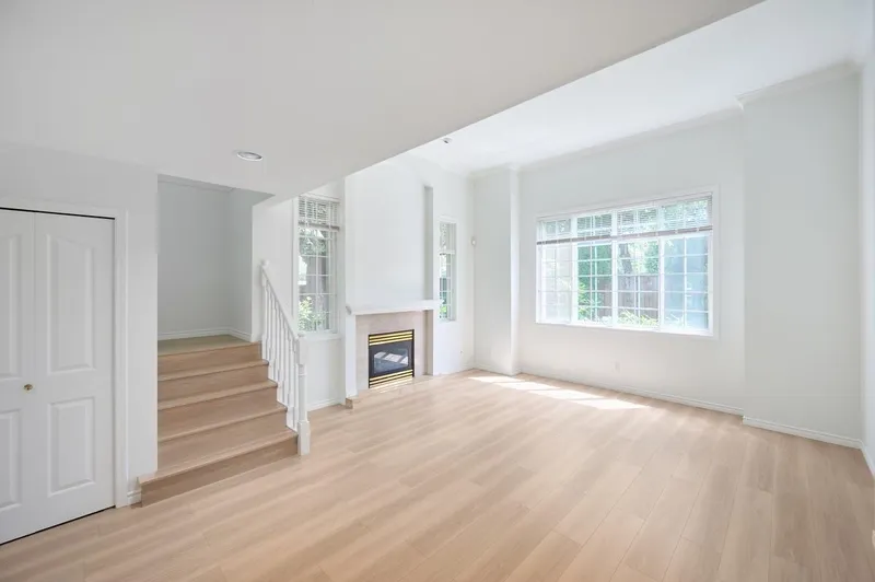 9 9591 NO. 3 ROAD - photo 3 of 21