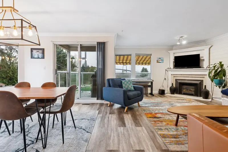 8376 CENTRE STREET - photo 3 of 25