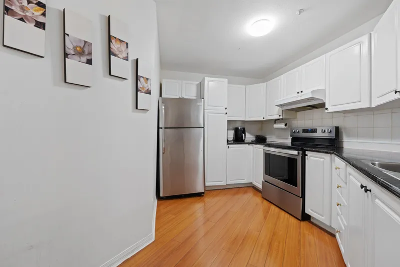 111 7171 121 STREET - photo 4 of 25