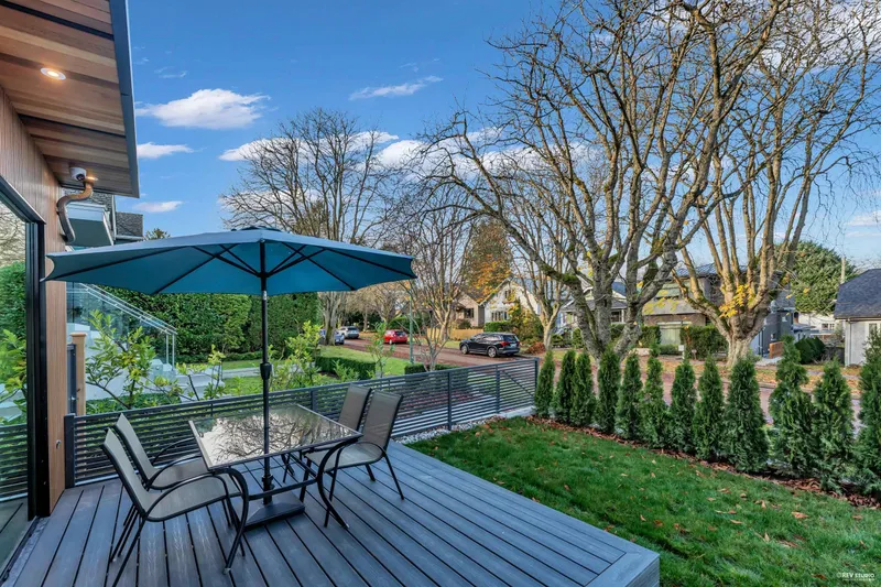 1 4150 W 14TH AVENUE - photo 4 of 21