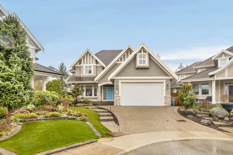 15450 37B AVENUE - photo 2 of 25