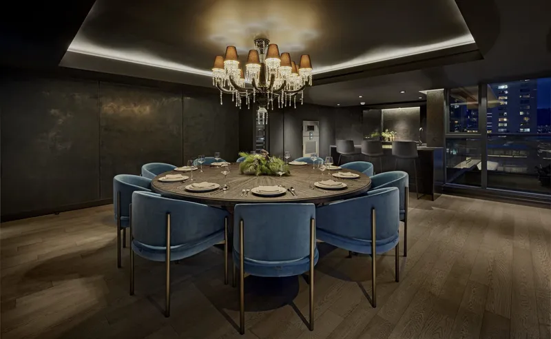 1001 1482 ROBSON STREET - photo 1 of 8