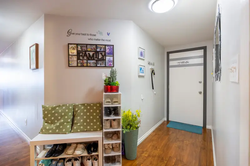 502 534 SIXTH STREET - photo 4 of 25