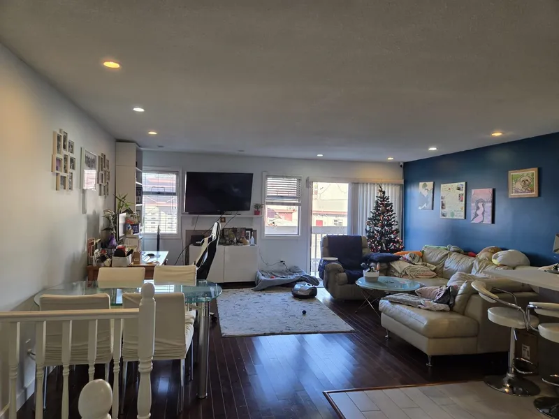 6 7240 MOFFATT ROAD - photo 3 of 10