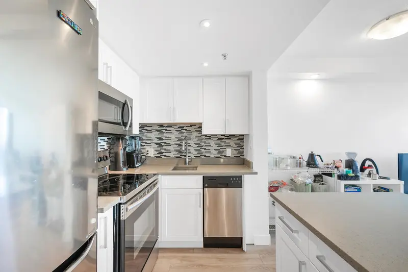 2404 1188 HOWE STREET - photo 3 of 23