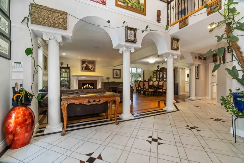 7483 GOVERNMENT ROAD - photo 4 of 25