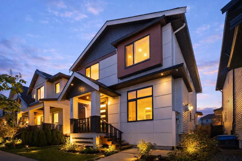 7065 194A STREET - photo 1 of 19