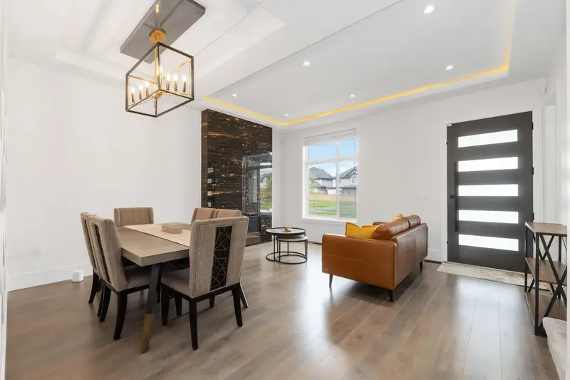 7065 194A STREET - photo 3 of 19