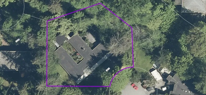 835 WILDWOOD PLACE - photo 1 of 9