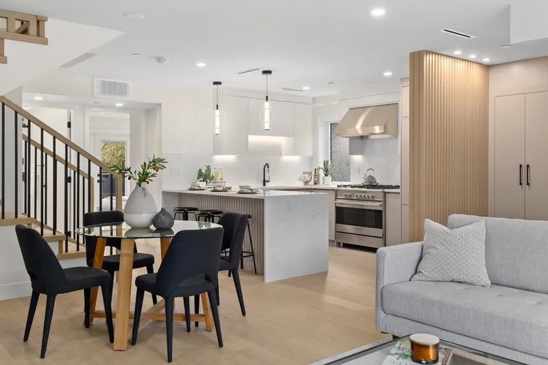 2438 W 49 AVENUE - photo 2 of 25