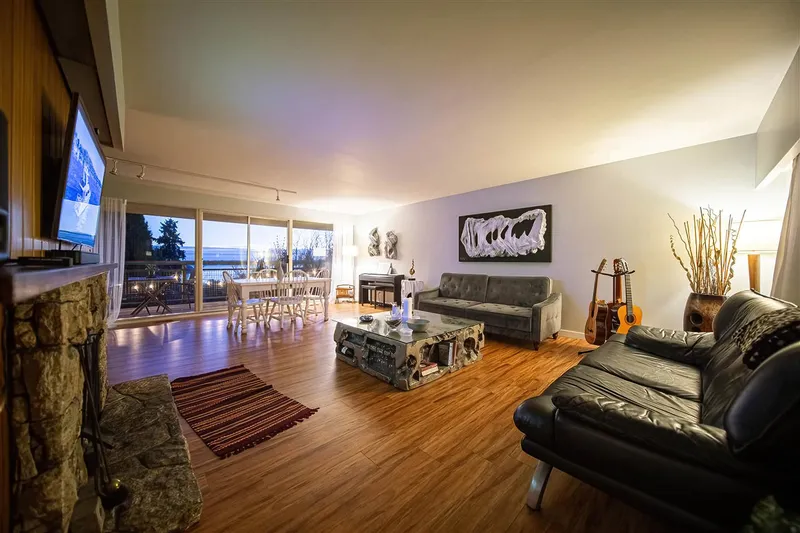 1144 OTTABURN ROAD - photo 1 of 25