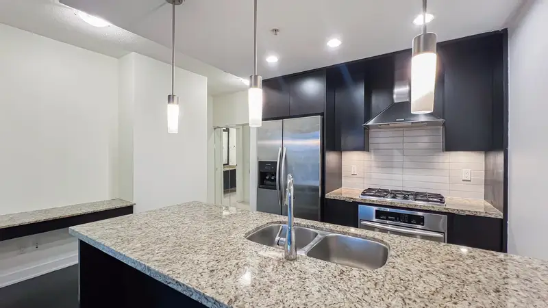 905 7088 18TH AVENUE - photo 1 of 20