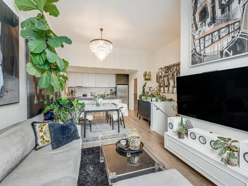 3431 PORTER STREET - photo 3 of 24