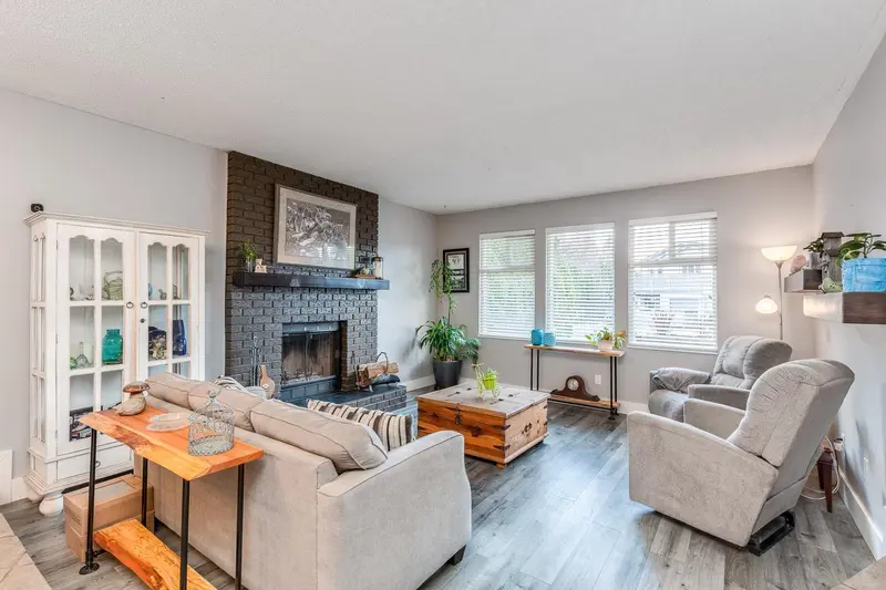 11708 FURUKAWA PLACE - photo 4 of 25