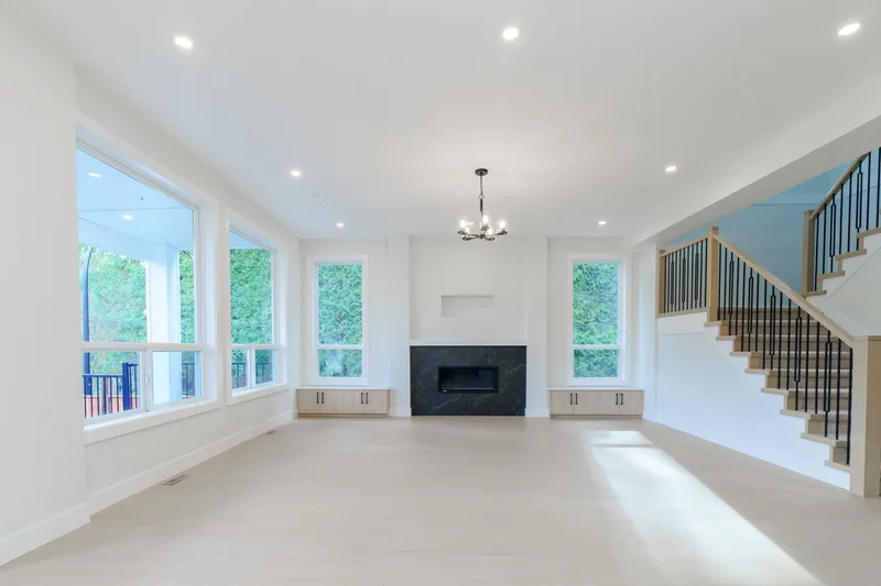 11002 243B STREET - photo 2 of 25