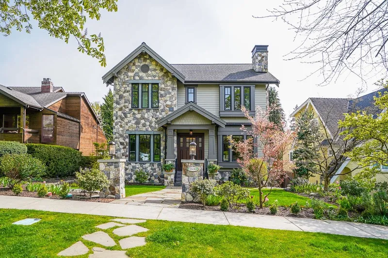 3530 W 34TH AVENUE - photo 1 of 25