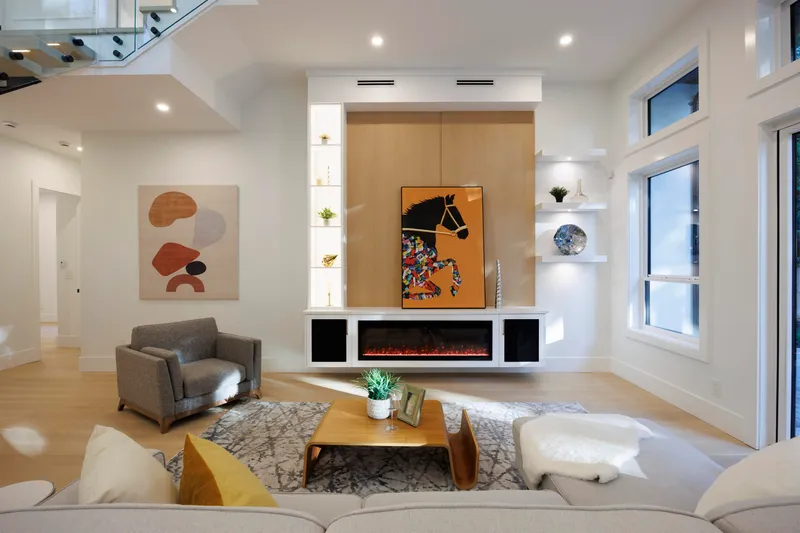 13030 15 AVENUE - photo 4 of 25