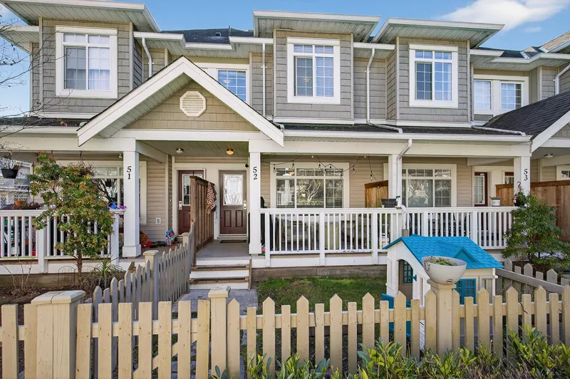 52 6852 193 STREET - photo 2 of 25