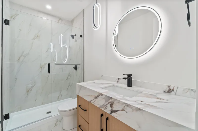 20997 83 AVENUE - photo 4 of 25