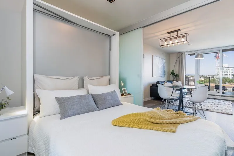 910 189 KEEFER STREET - photo 3 of 25