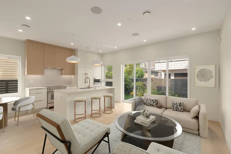 5407 WALES STREET - photo 1 of 18