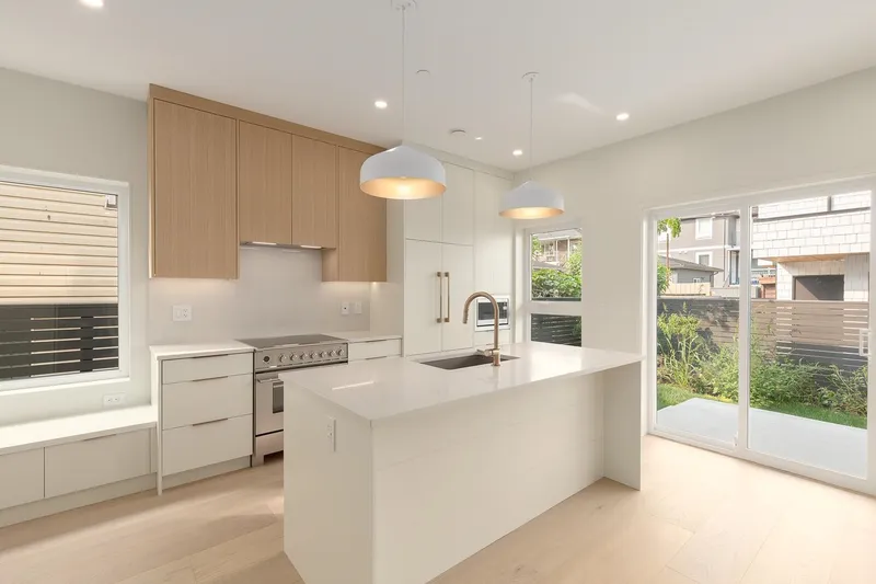 5407 WALES STREET - photo 4 of 18