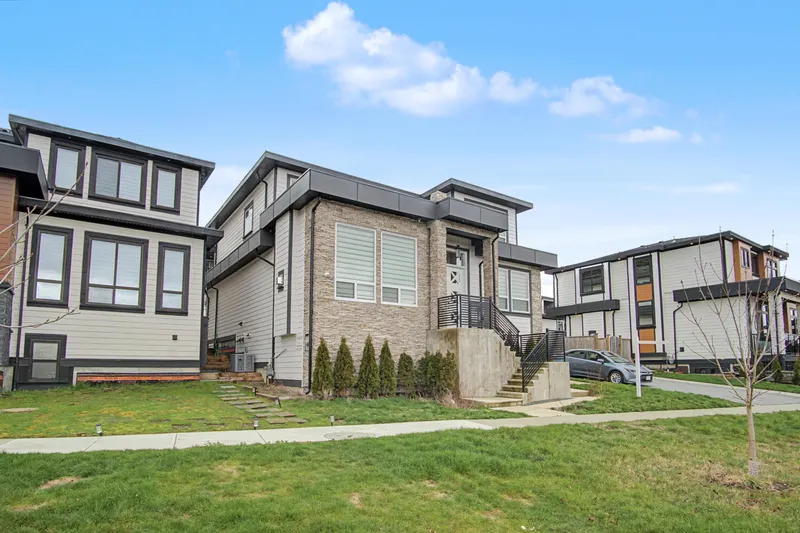 16685 15A AVENUE - photo 1 of 25