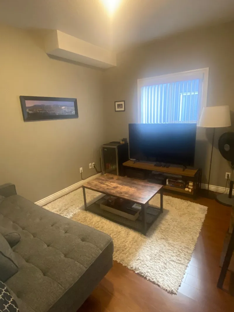 14866 67A AVENUE - photo 3 of 18