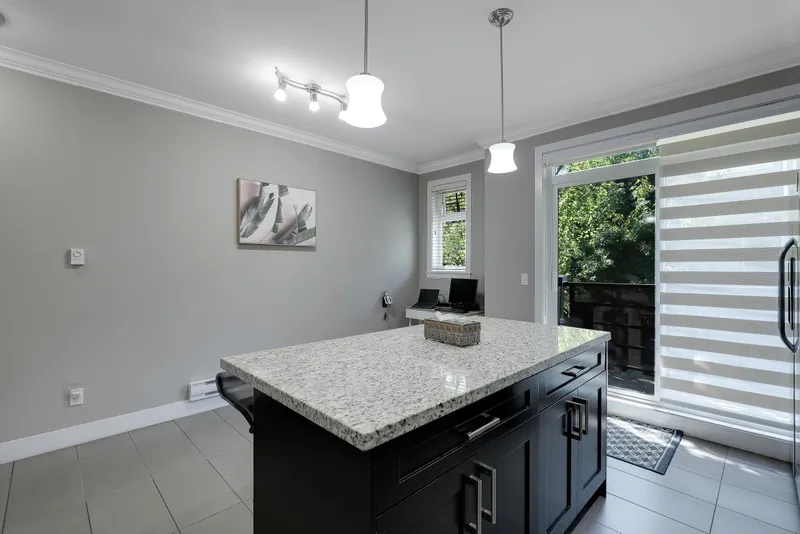 50 6383 140 STREET - photo 2 of 25