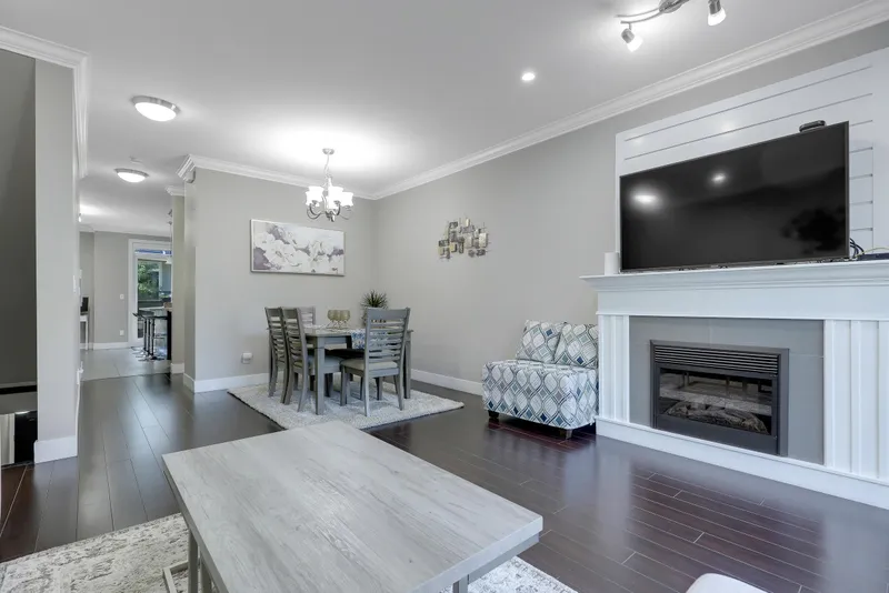 50 6383 140 STREET - photo 3 of 25