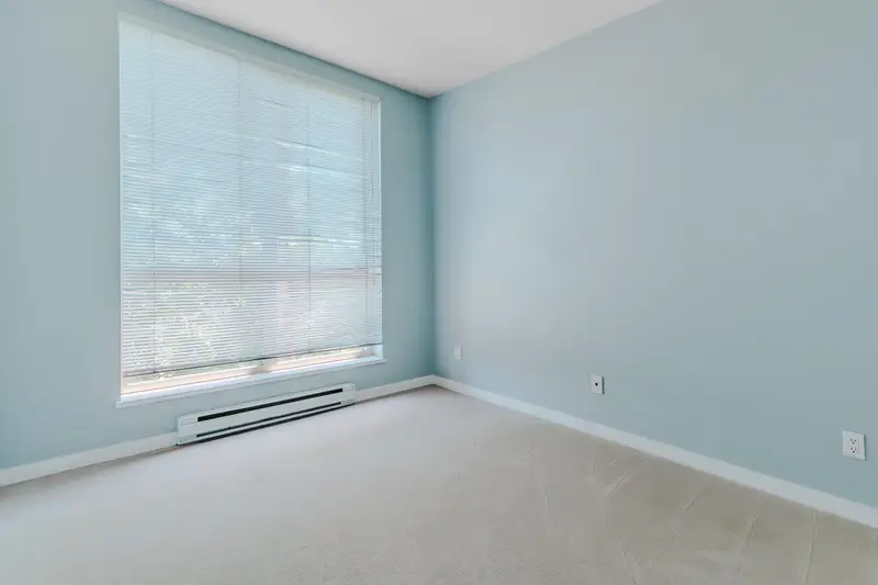 416 15988 26 AVENUE - photo 4 of 25