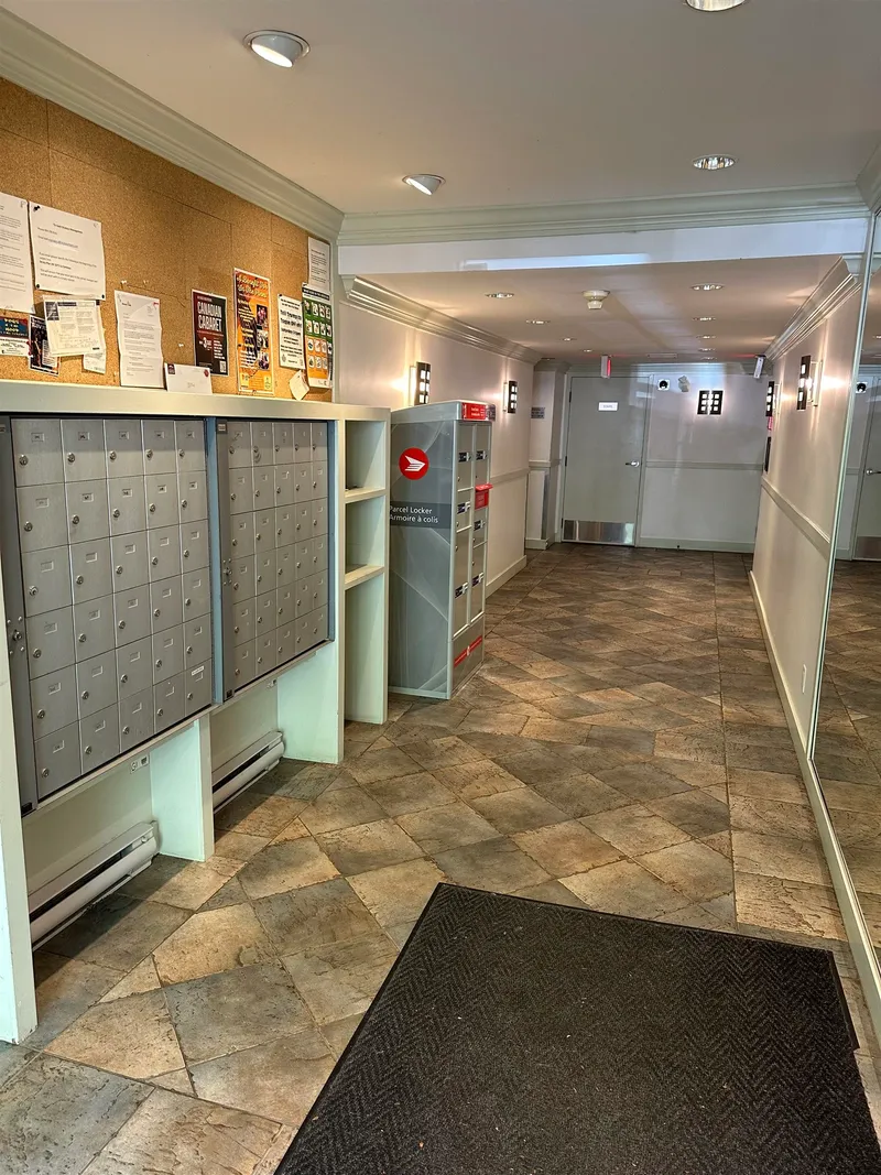 309 1422 E 3RD AVENUE - photo 2 of 15