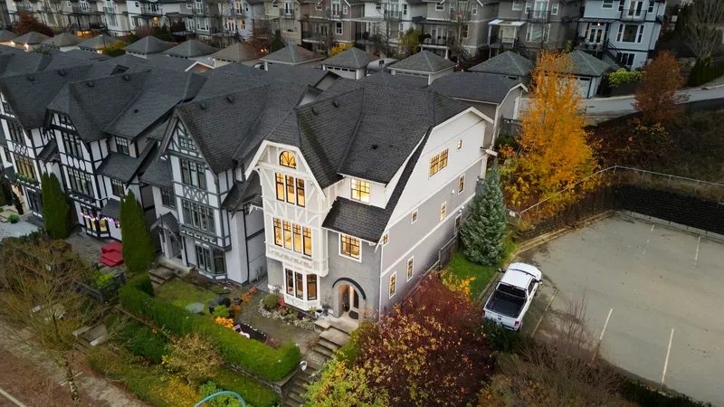 3499 DAVID AVENUE - photo 3 of 25