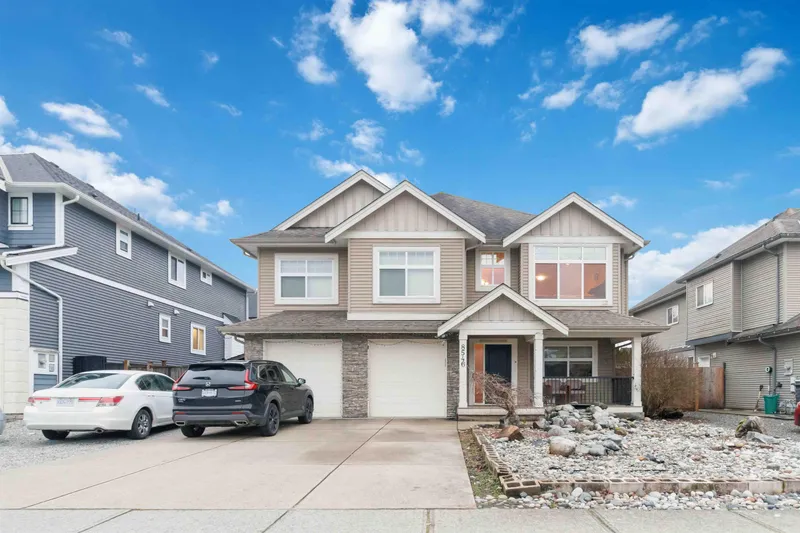 8546 ALEXANDRA STREET - photo 1 of 25