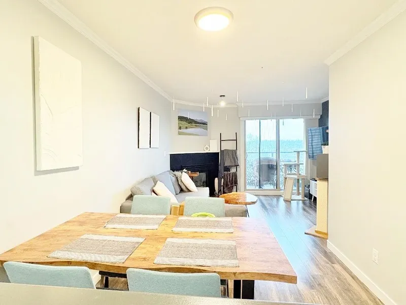 307 210 CARNARVON STREET - photo 4 of 25