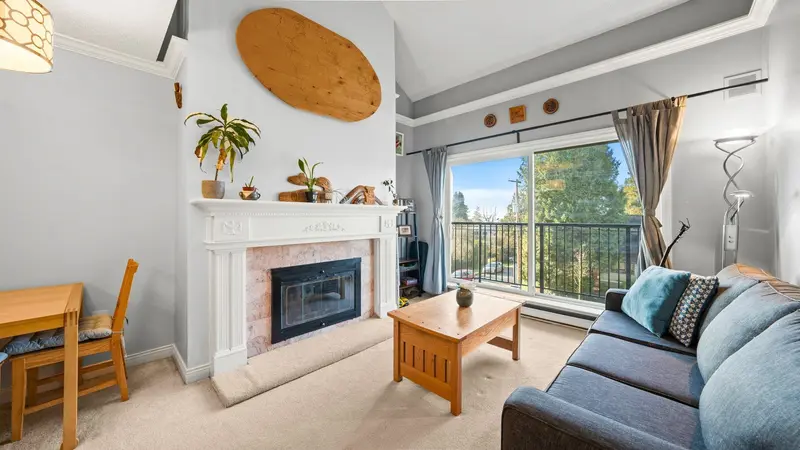 302 620 BLACKFORD STREET - photo 2 of 25